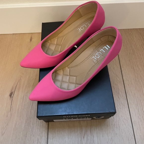 ILLUDE Flamingo Pink Pointed Toe Pumps – Assorted Sizes - Picture 3 of 11